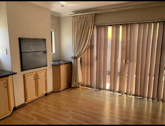 0 BEDROOM HOUSE FOR SALE IN VANDERBIJLPARK SW 5